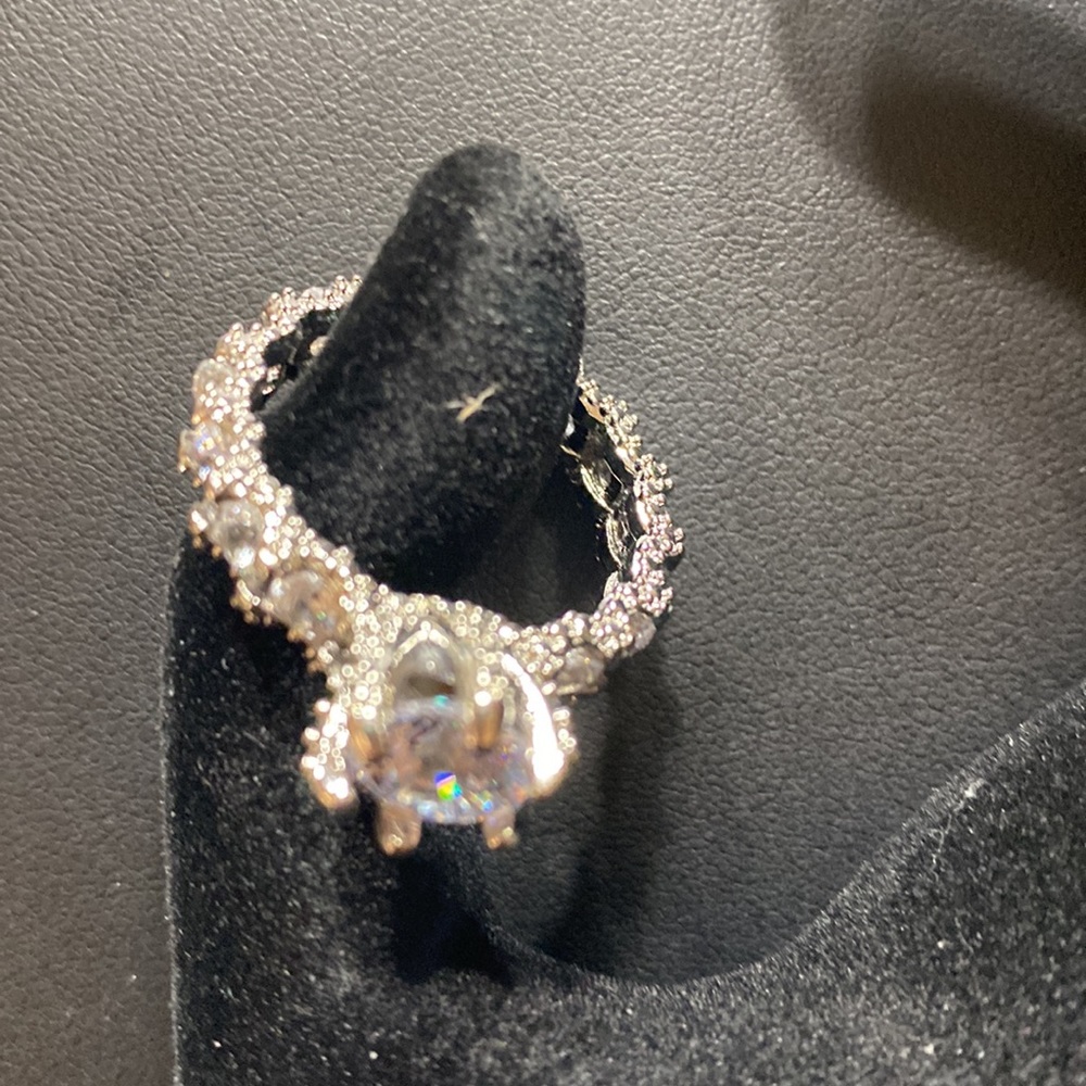 Solitaire Silver Ring - image 4